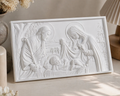 Tableau Religieux – Nativité Sacrée en Relief Élégant